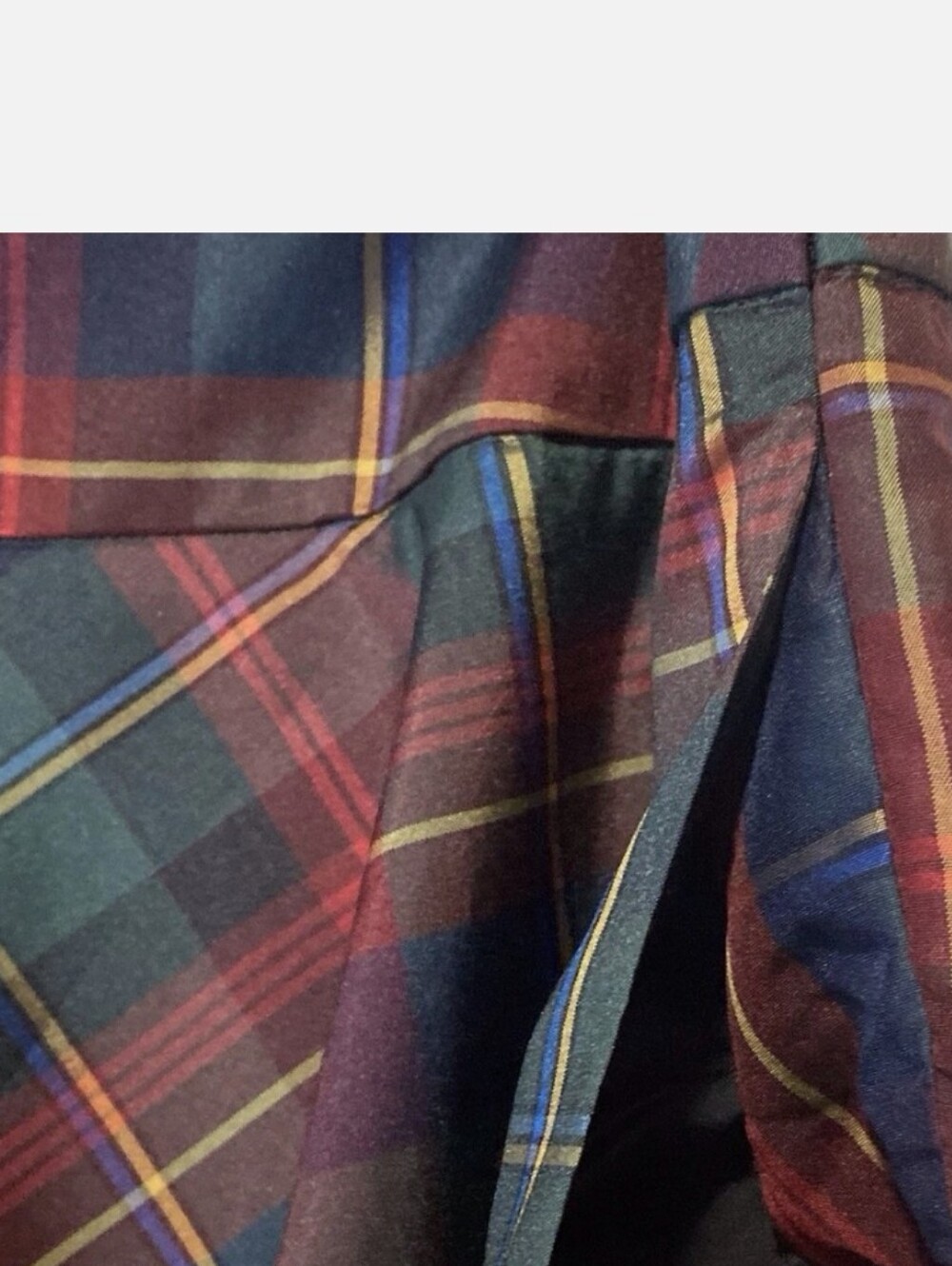 Classic Red & Green Tartan Plaid A-Line Skater Style Skirt - Taffeta Feel - 10 - Picture 3 of 9